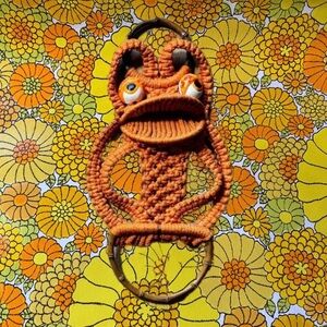 Vintage 70s Macrame Frog Towel Holder, Orange, faux bamboo rings